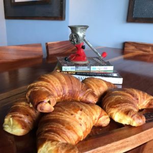 Plain croissant